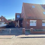 Haus Seeigel Stranddistel *